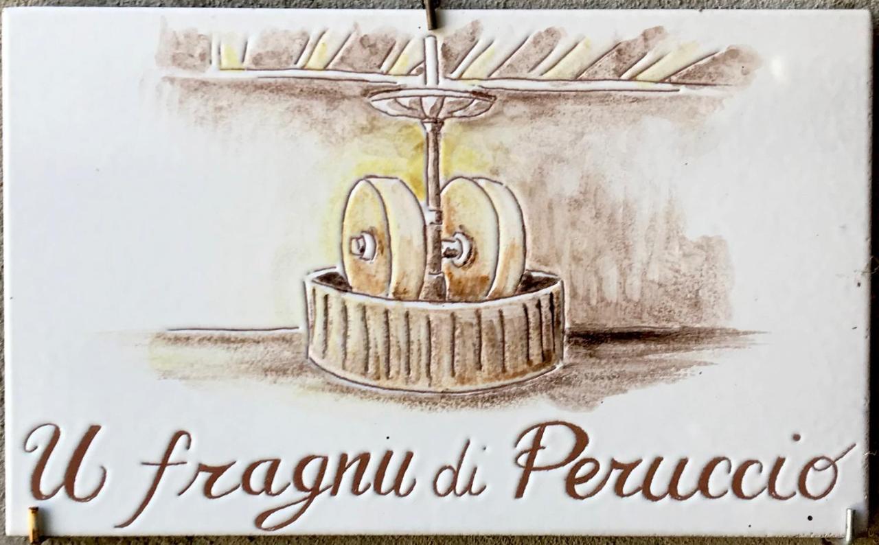 לינה וארוחת בוקר Levie U Fragnu Di Perruccio מראה חיצוני תמונה